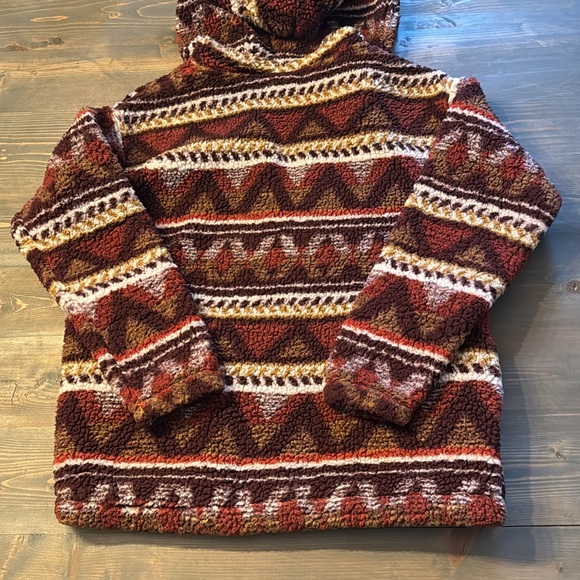 *SOLD* Wrangler Retro Aztec print soft and comfy Sherpa half zip - Picture 6 of 6
